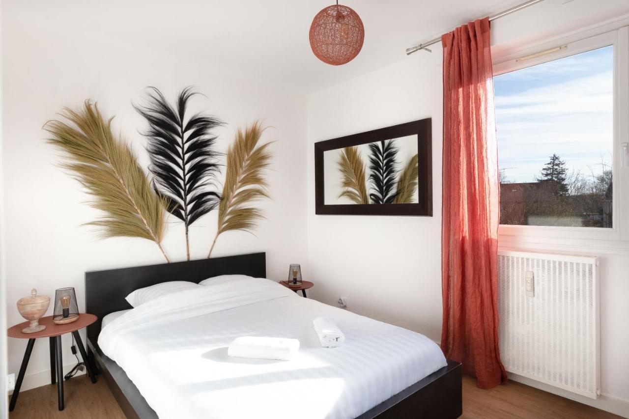 Cabana & Le Grand Appartement Lumineux Macon Bagian luar foto